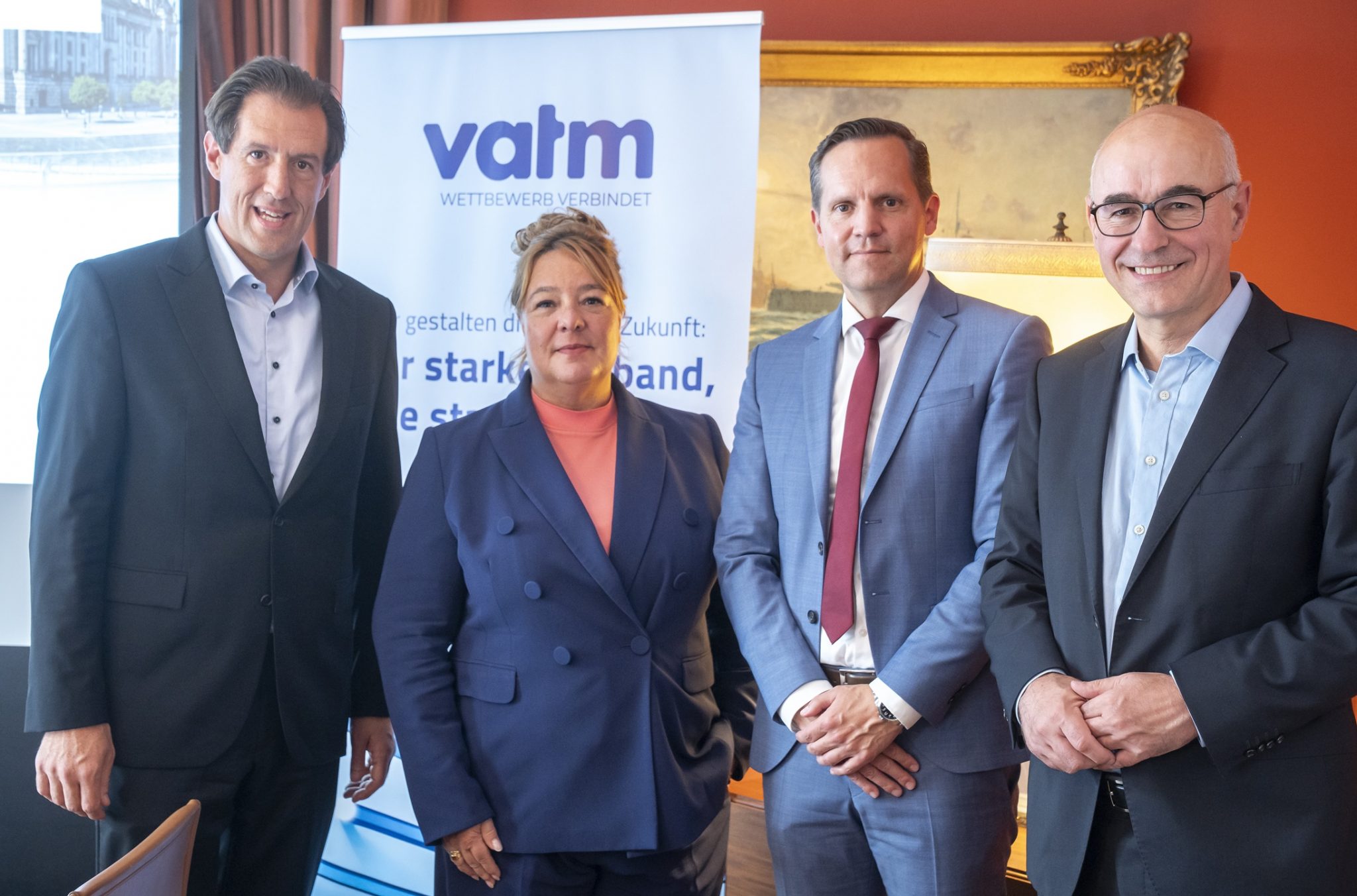 Geschäftsführer Felix Stiegeler mit Vertretern des VATM-Präsidiums beim Parlamentarischen Mittagessen in Berlin.