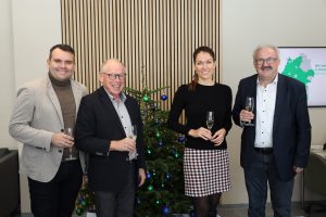Feierliche Eröffnung Stiegeler Infopunkt mit vier Vertretern
